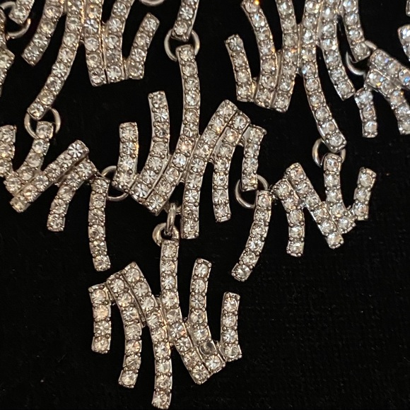 Rhinestone necklace - Picture 3 of 4